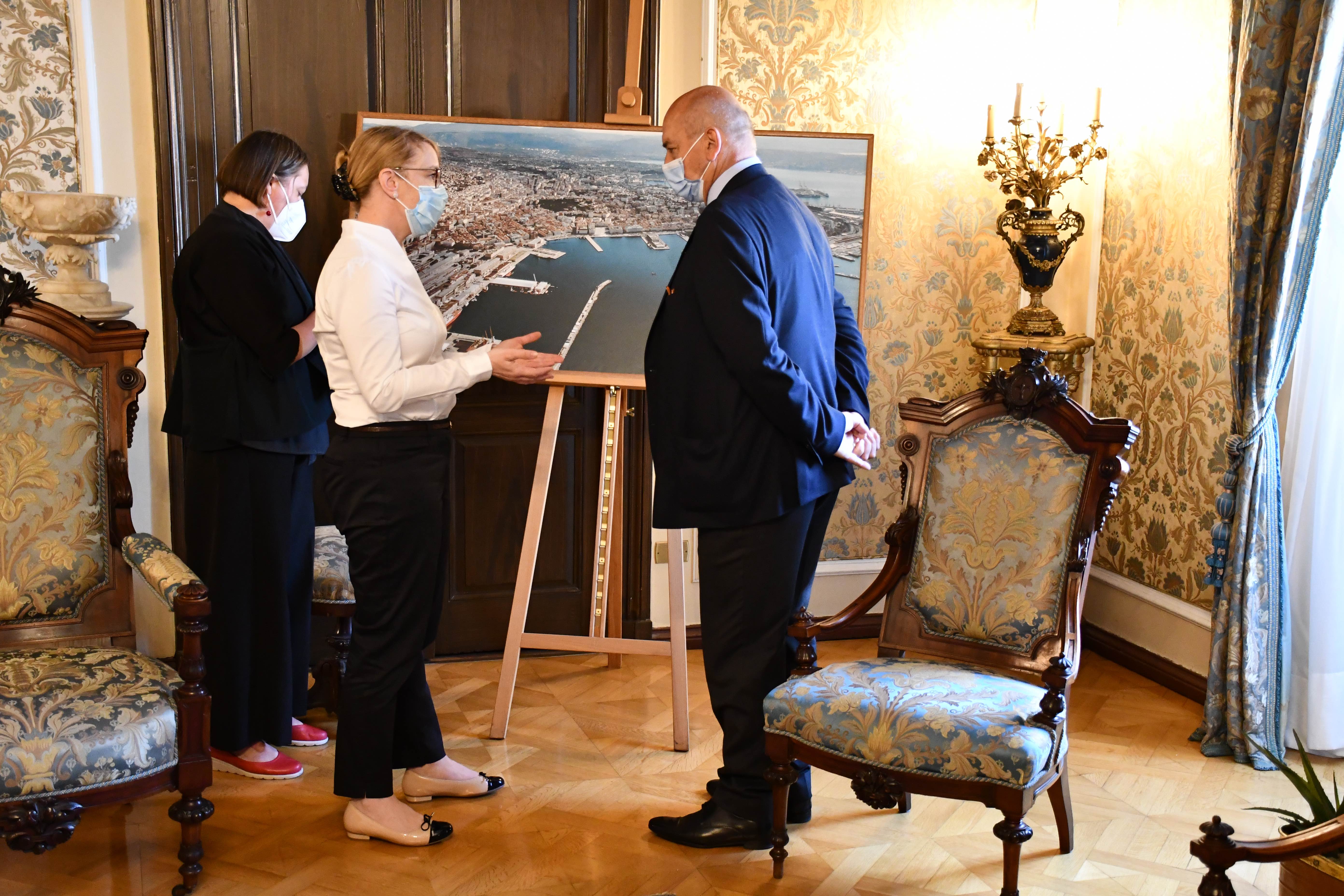 Ministerin Jaklitsch besucht Triest / Trst 